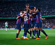 篮球公园亚当斯压哨绝杀领衔cba本周好球